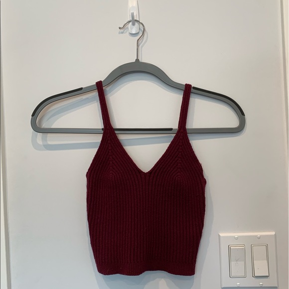 ‼️Last chance by Feb 5‼️ Maroon knit crop top - Picture 1 of 3